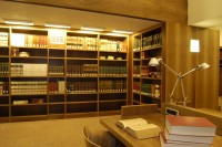 una delle sale di lettura a scaffale aperto