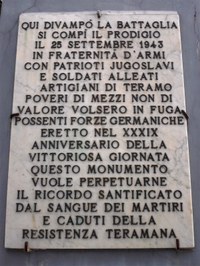La lapide dedicata all'evento