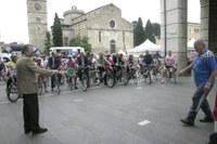 Il presidente Catarra da il via alla Cicloturistica, ai nastri di partenza anche la Giunta Brucchi