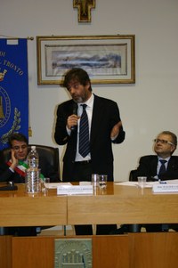 Fotografia intervento del Consigliere Ernino D'Agostino