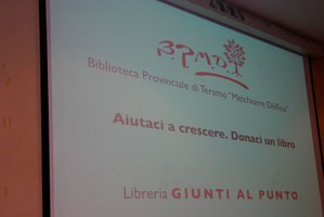donaci un libro1