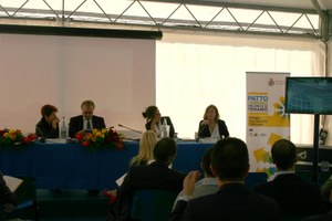Luciana Mastrolonardo durante l'intervento