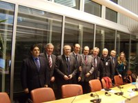 Il presidente Catarra tra altri delegati al Congresso dei Poteri locali del Consiglio d'Europa - Bruxelles