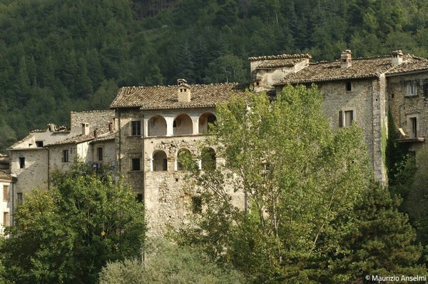 Isola del Gran Sasso: dopo trent’anni nuovo Piano regolatore. La Provincia esprime parere di compatibilità con il PTP. 