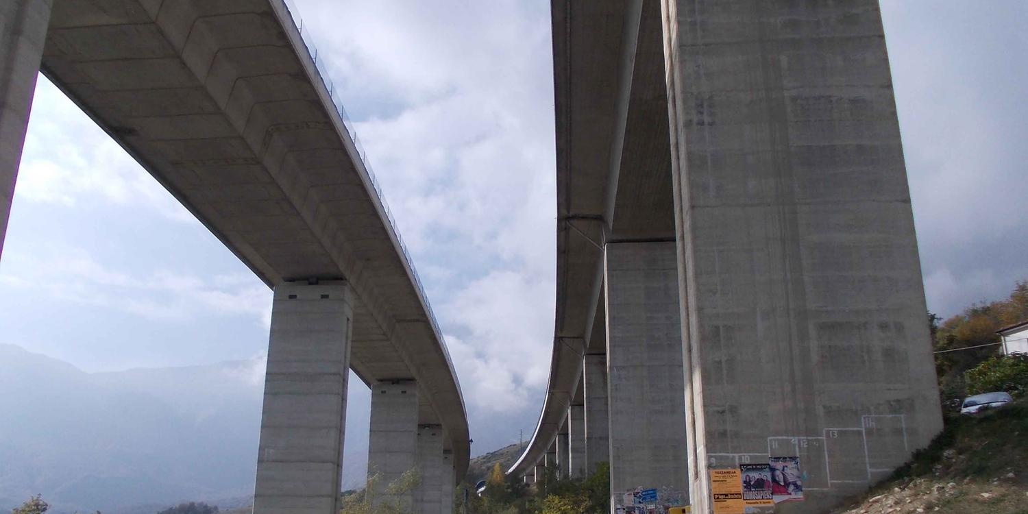 Il-viadotto-di-Cerchiara-della-A24.jpg