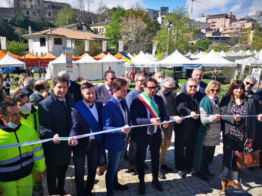 La Provincia all’inaugurazione dell’edizione 2022 della Fiera dell’Agricoltura con il consigliere delegato Luca Corona.