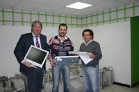 il vicepresidente Rasicci, l'assessore Di iacinto insieme al delegato della scuola comprensiva D'Alessandro