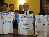 Il presidente Catarra con il comandante Ferretti