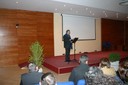 Un momento della lettura scenica del libro con l'attore di Spazio Tre, Mauro Di Girolamo