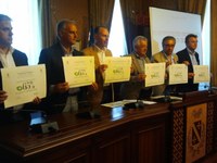 l'assessore Marconi insieme ai Sindaci